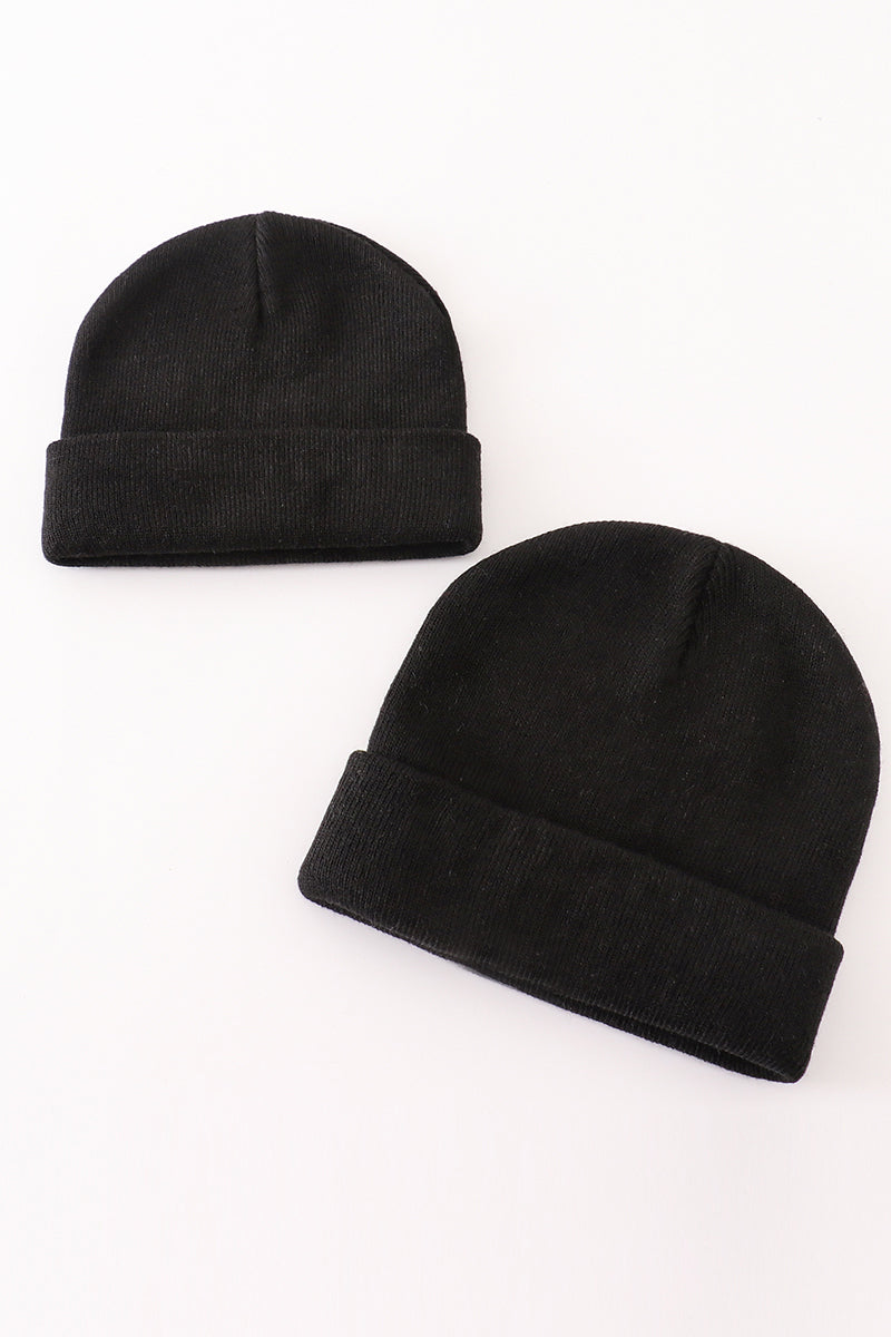 Black ribbed basic knit beanie hat