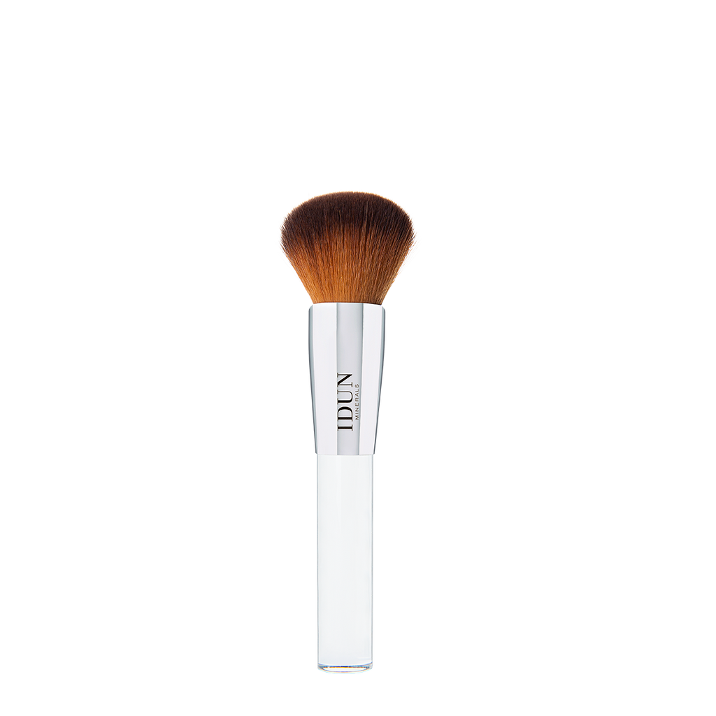 Kabuki Brush
