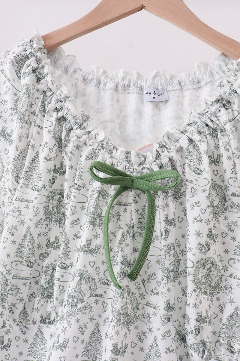 Green christmas tree print mom pajama