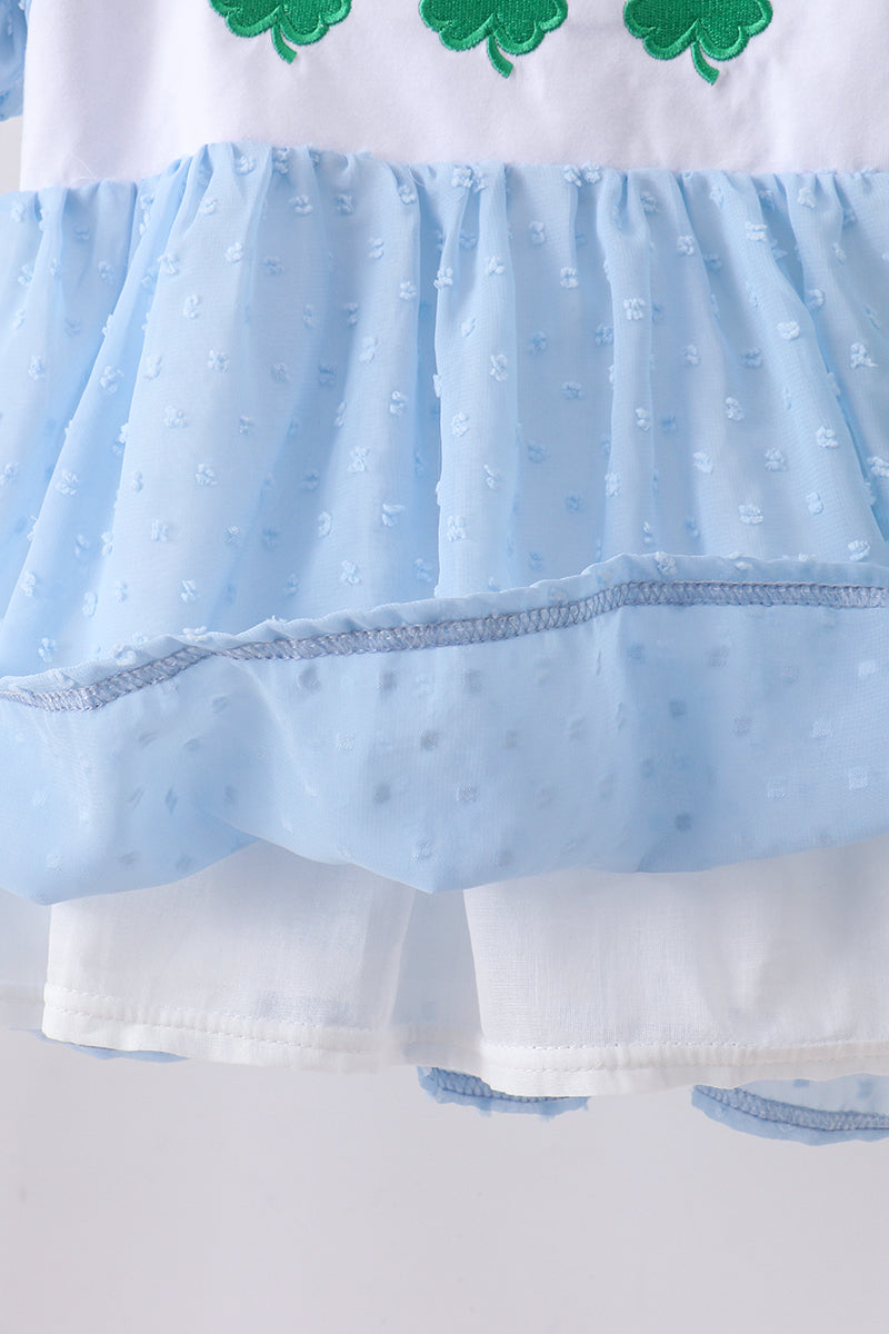 Blue clover embroidery swiss dot shorts set