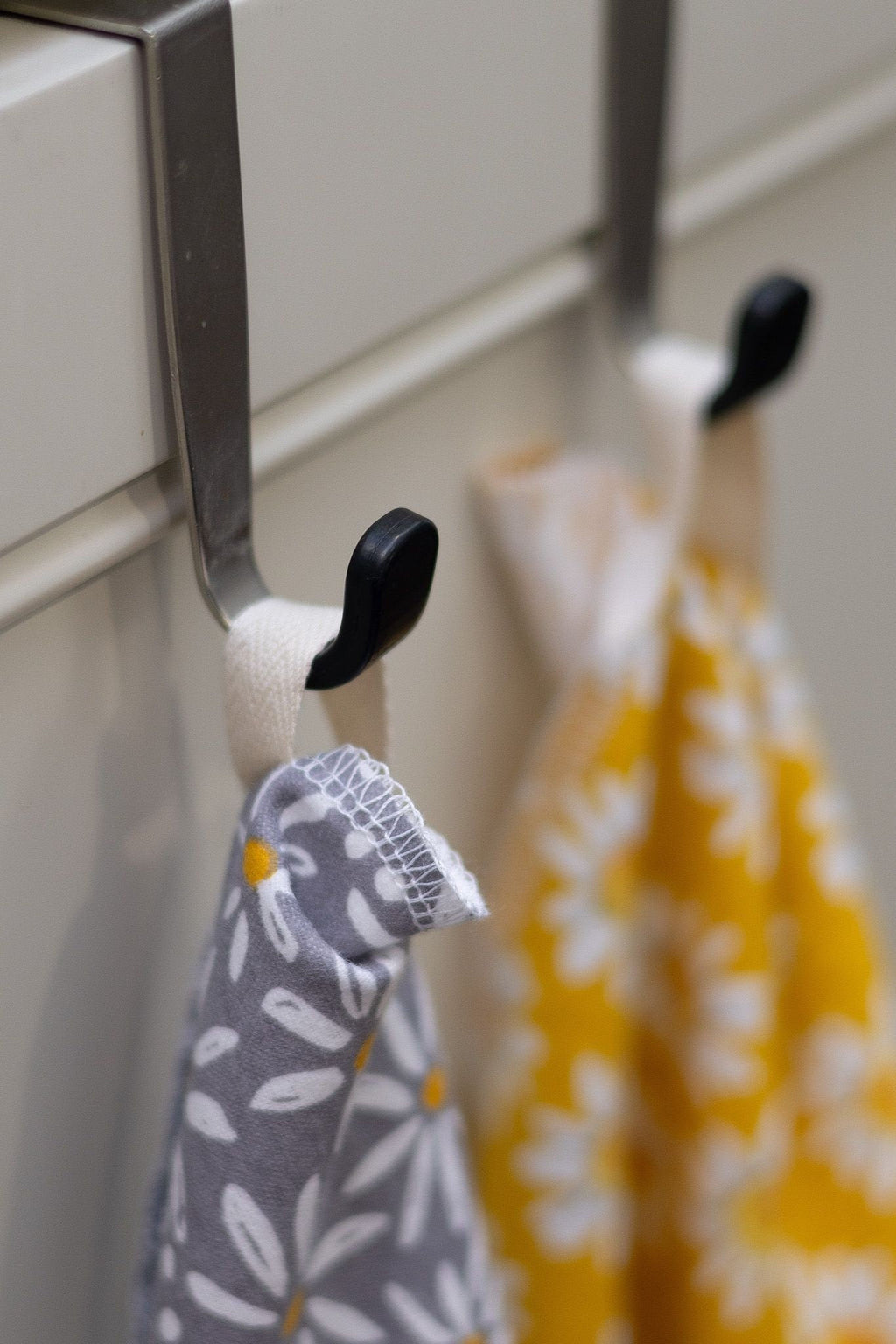 Kitchen Towels--Set of 2--Surprise Prints